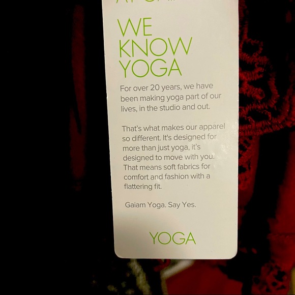 GAIAM | Relaxed Ribbed Long Sleeve Yoga Top | NWT | - Picture 8 of 10